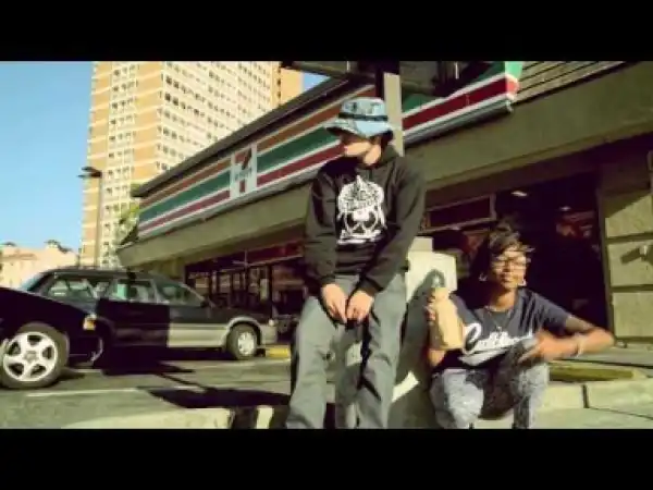 Video: Roach Gigz - 37